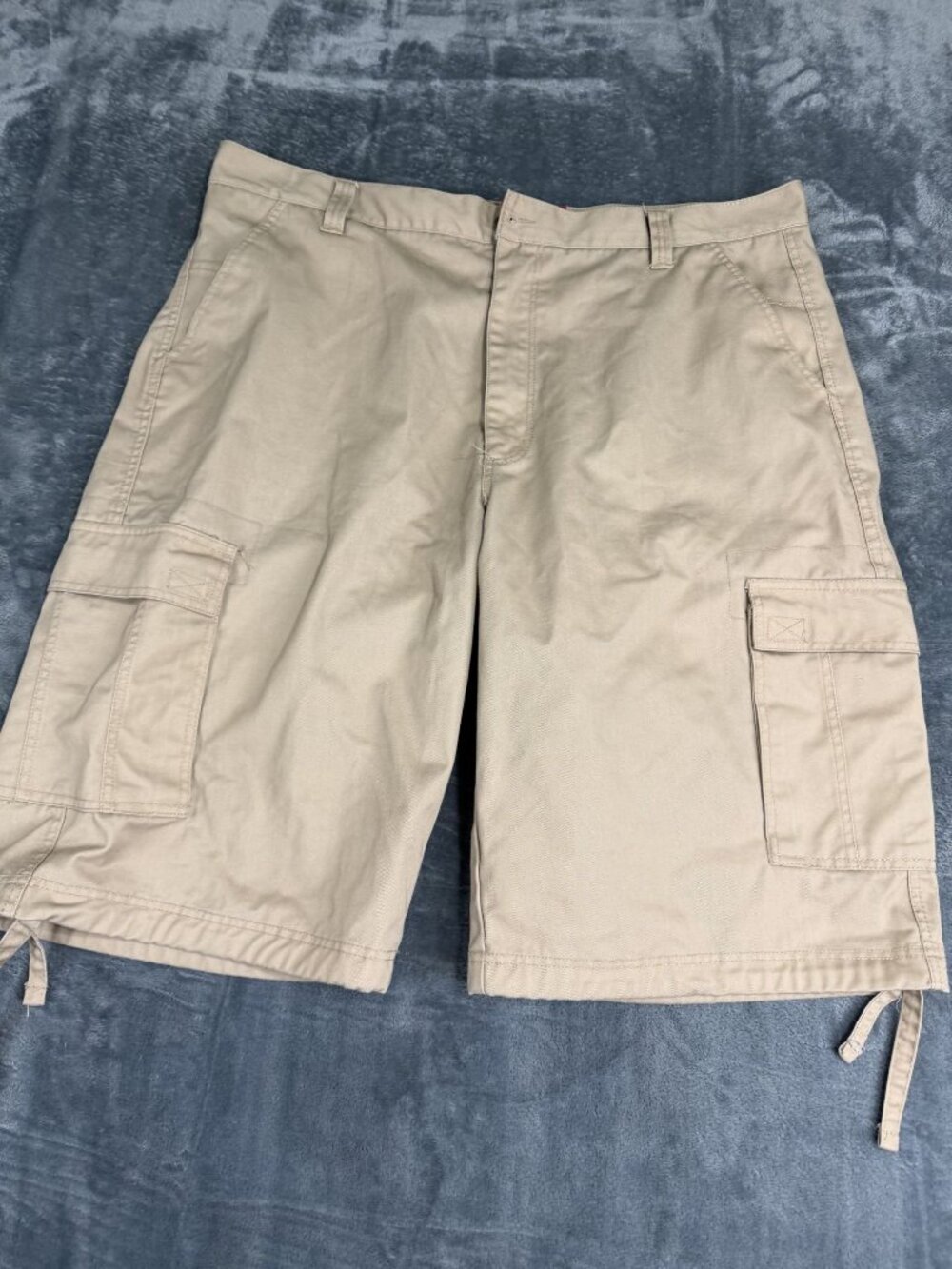 Royal Blue Mens Beige Basic Cargo Shorts 44